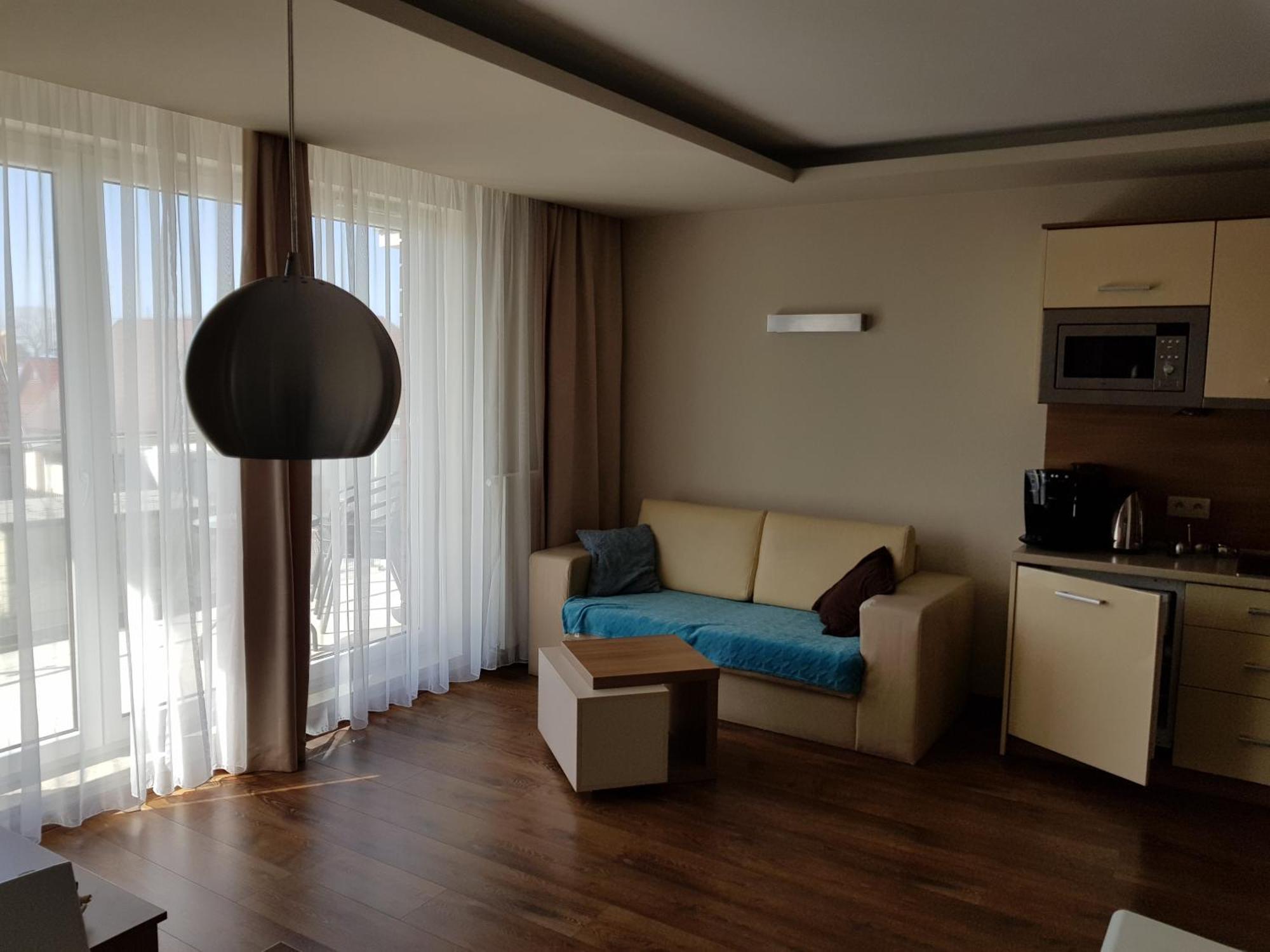Marina Jastarnia Apartamenty W Budynku Z Basenem Zimmer foto